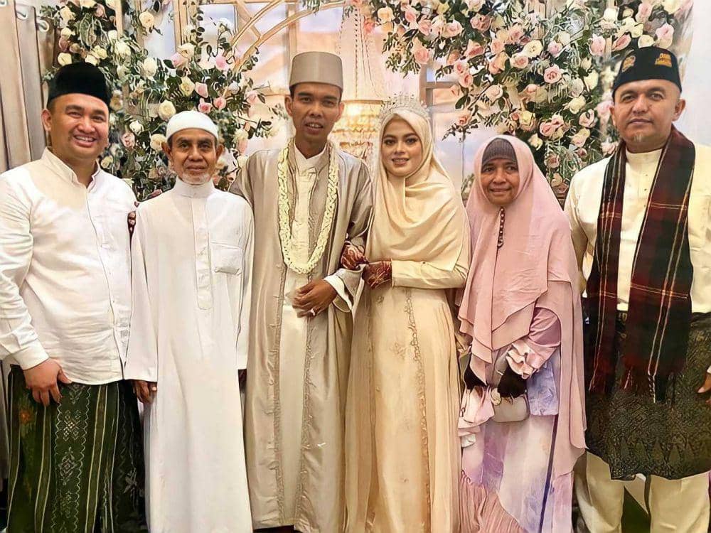 Sah! 9 Momen Sakral Pernikahan Ustadz Abdul Somad dan Fatimah Az Zahra