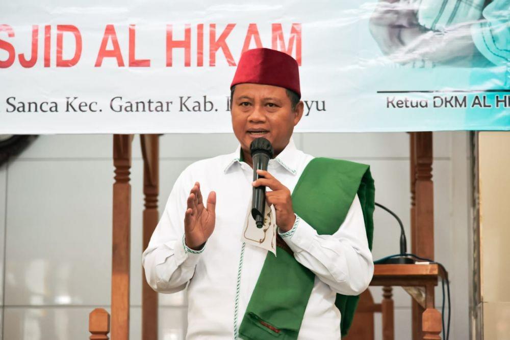 Wagub Jabar Minta Bule Ludahi Imam Masjid di Bandung Minta Maaf!