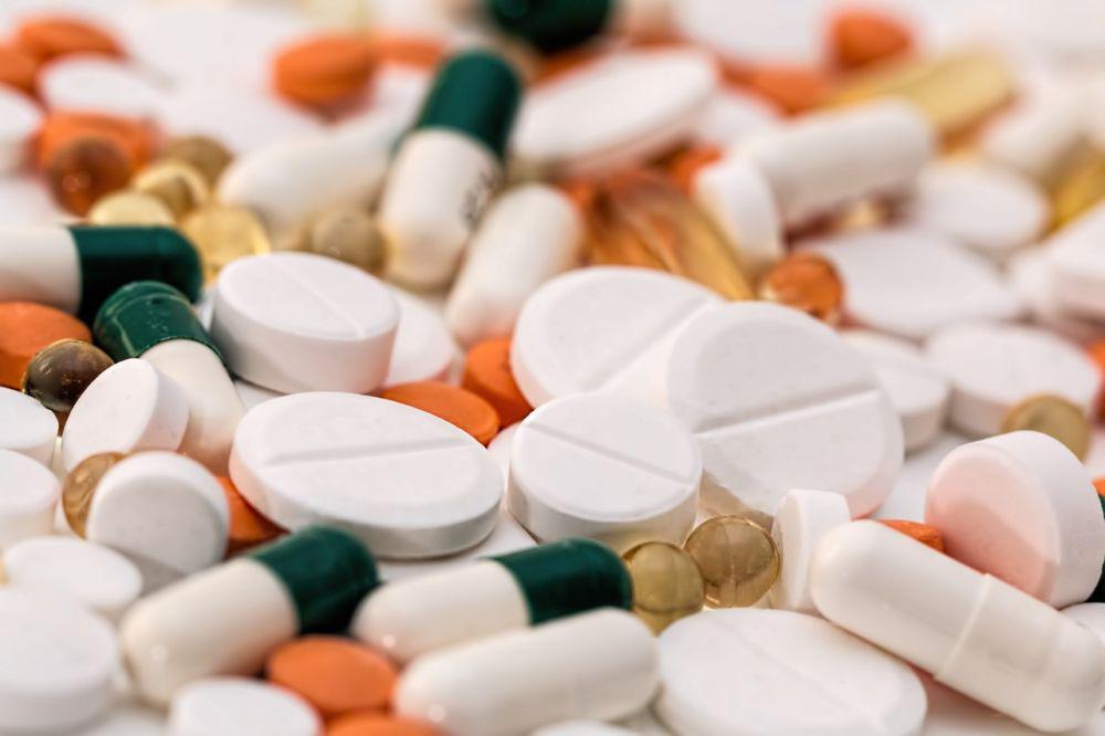 Dapoxetine: Manfaat, Dosis, Peringatan, Interaksi, Efek Samping