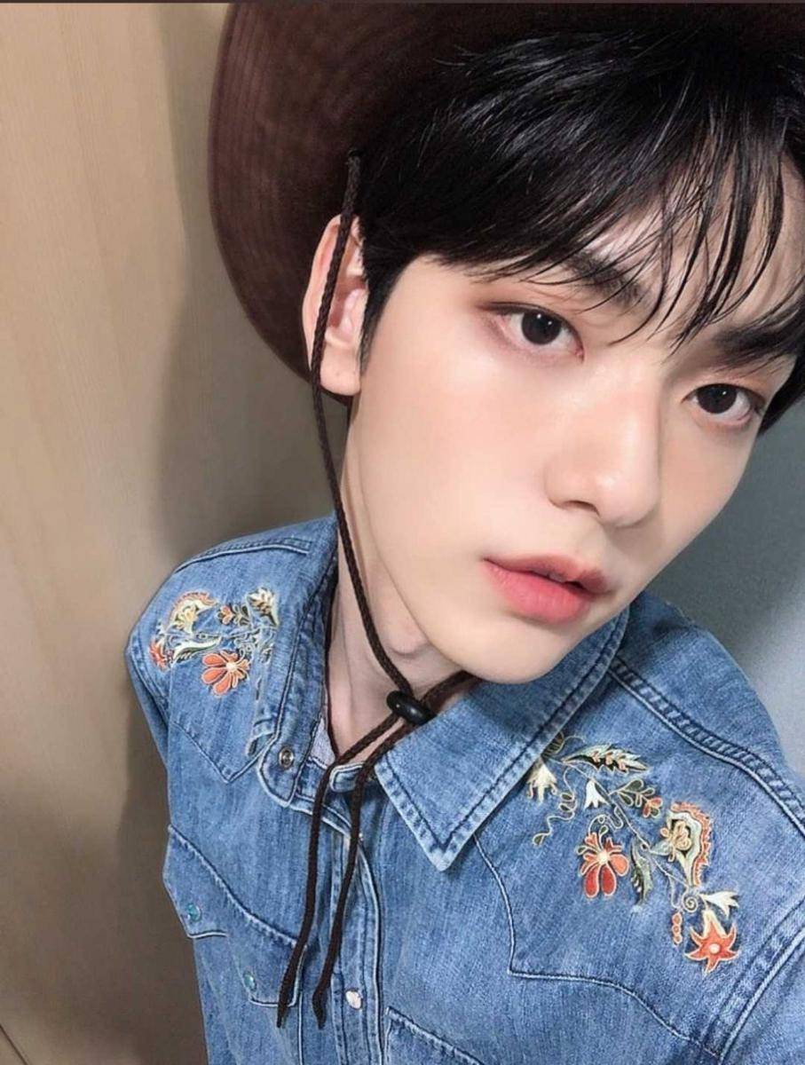 Twitter.com/TXT_members