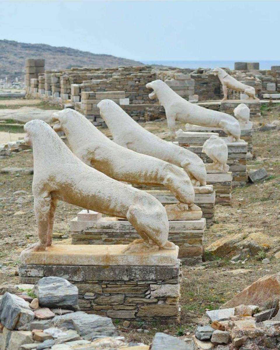 www.instagram.com/antiqua_archeologia