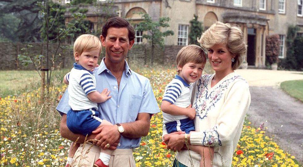 10 Potret Kenangan Lady Diana Bersama Pangeran William dan Harry