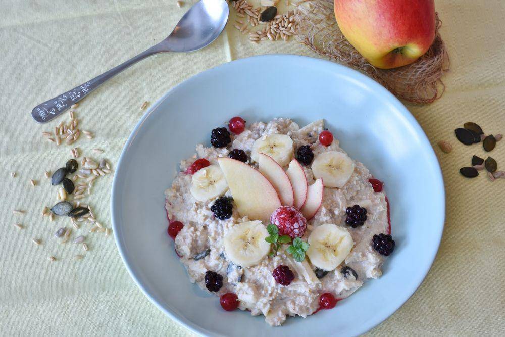 ilustrasi oatmeal (pixabay.com/Ritae)
