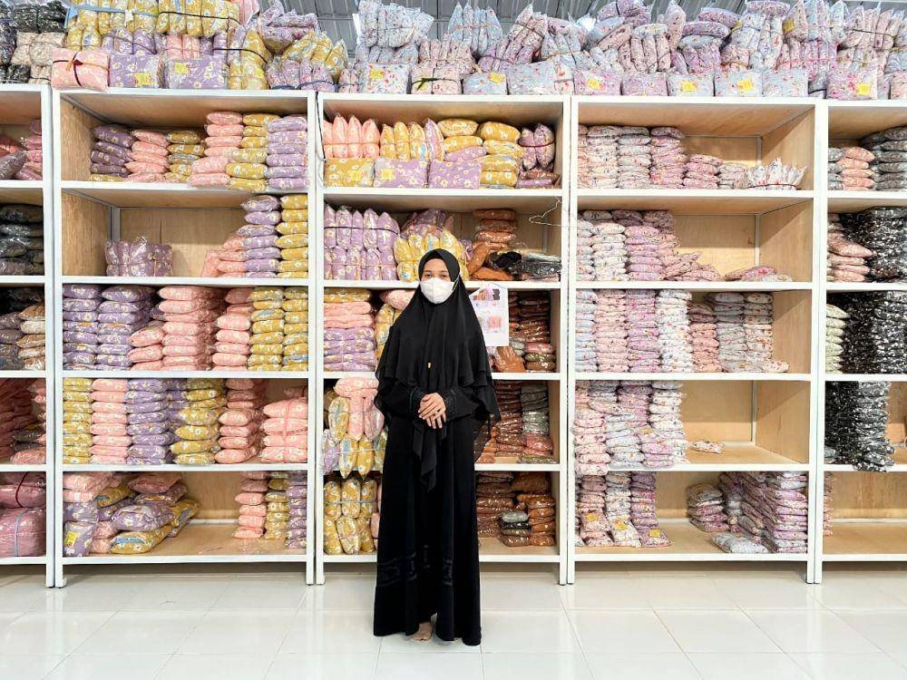 Bisnis hijab by Servantina Bunga. (dok. Servantina)