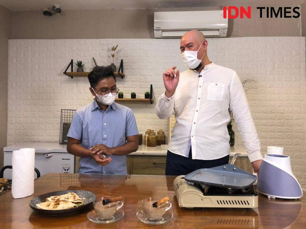 Chef Ken live cooking bersama Yummy dan IDN Times (IDN Times/Naufal Al Rahman)