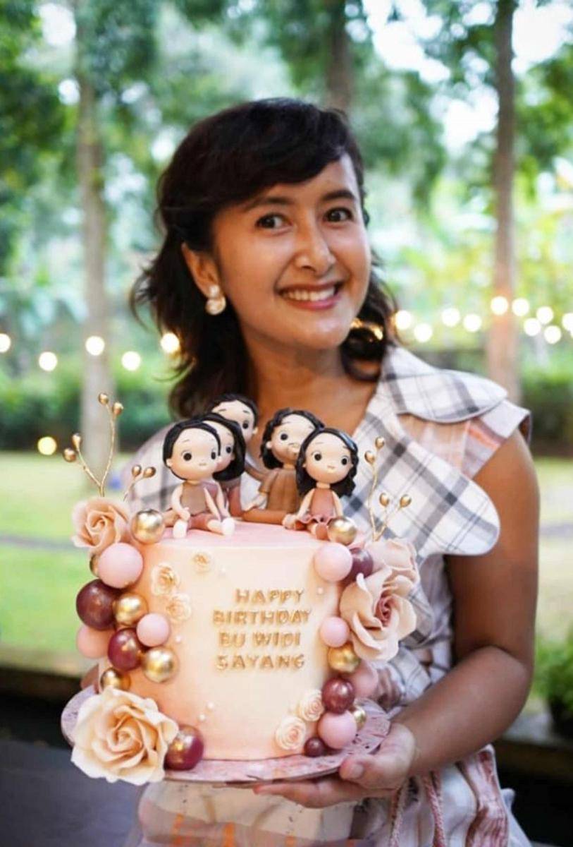 Ulang tahun ke-42 Widi Mulia. Bchastity via Instagram.com/widimulia/