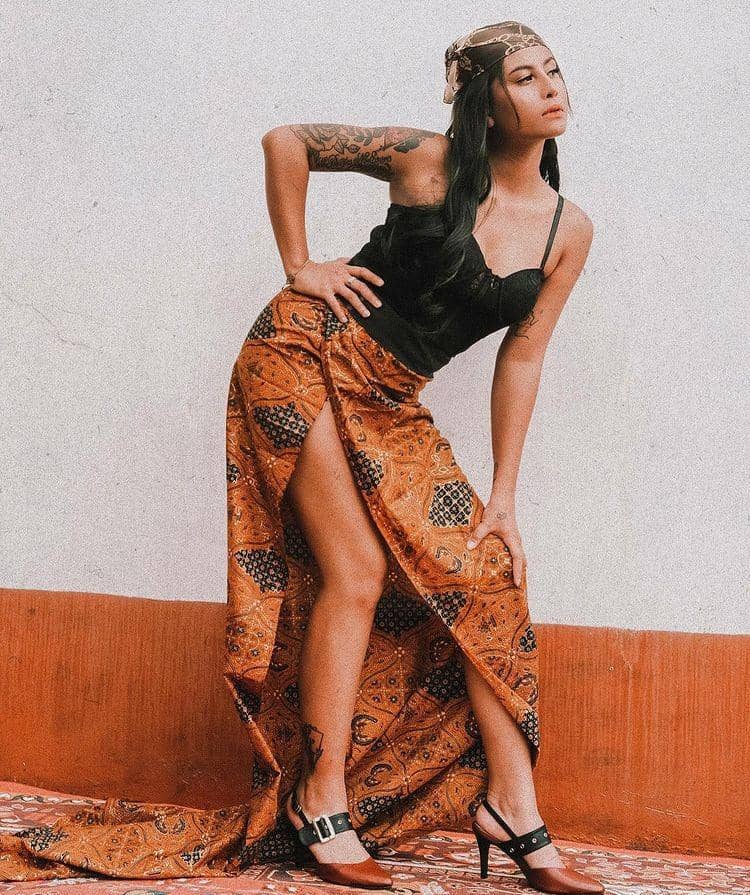 Instagram.com/Awkarin/