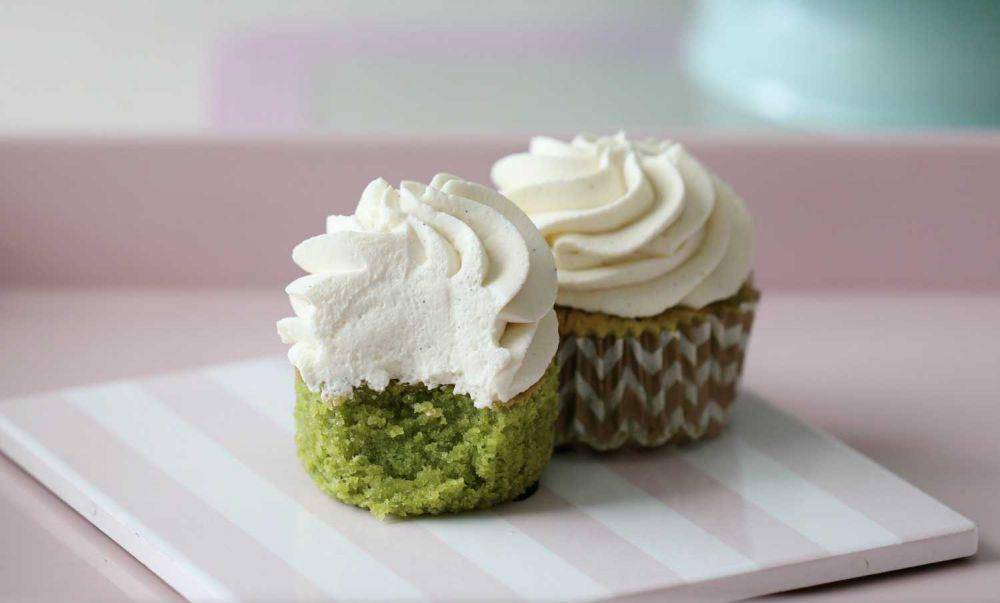Olahan camilan manis berbahan kacang pistachio (passionforbaking.com)
