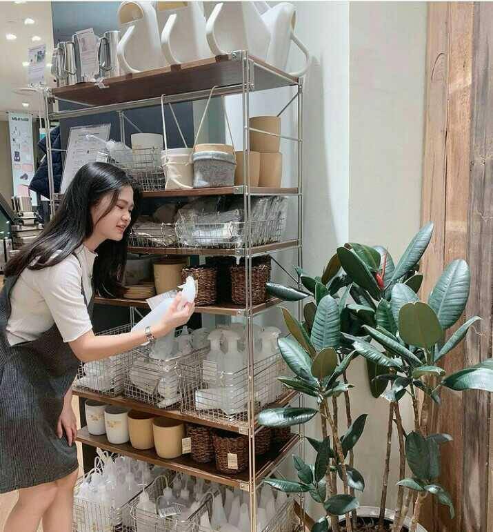 instagram.com/feliciatissue
