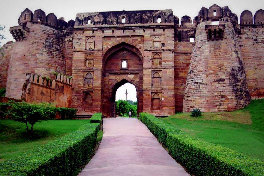 Jaunpur Shahi Fort (livehistoryindia.com)