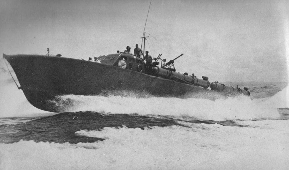 Kapal laut beach jumpers. (brick.shorebeat.com)
