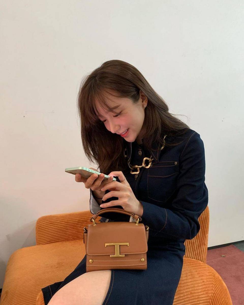 Instagram.com/ahnhani_92