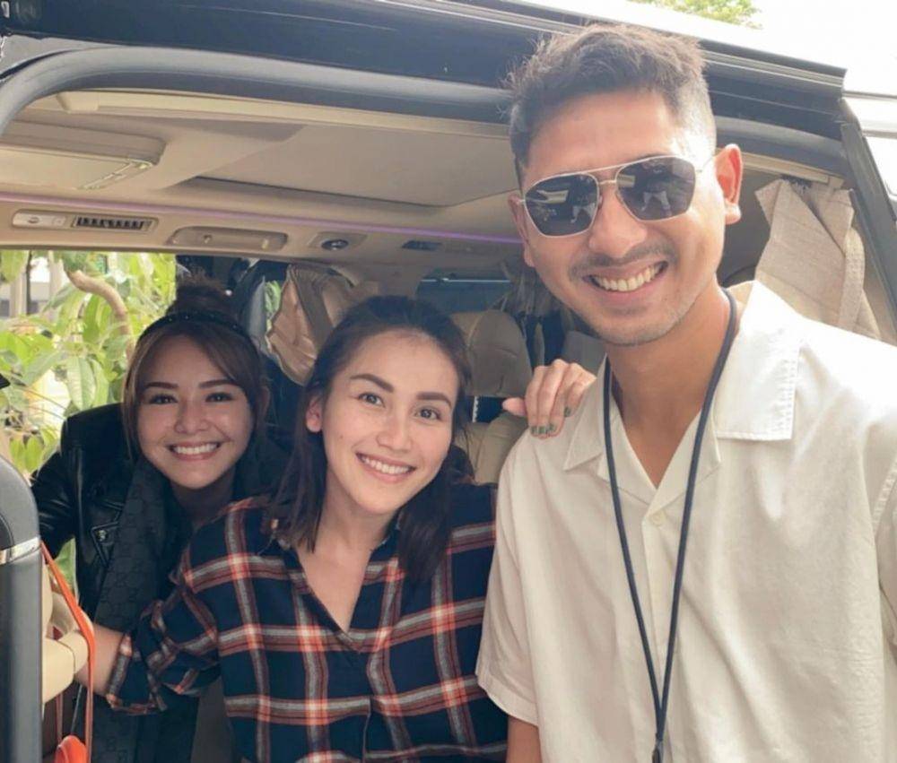 instagram.com/ayutingting92