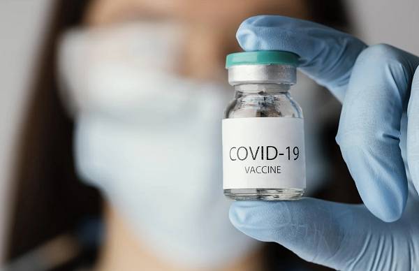 Ilustrasi vaksin COVID-19. (Pixabay.com/alirazagurmani9272)