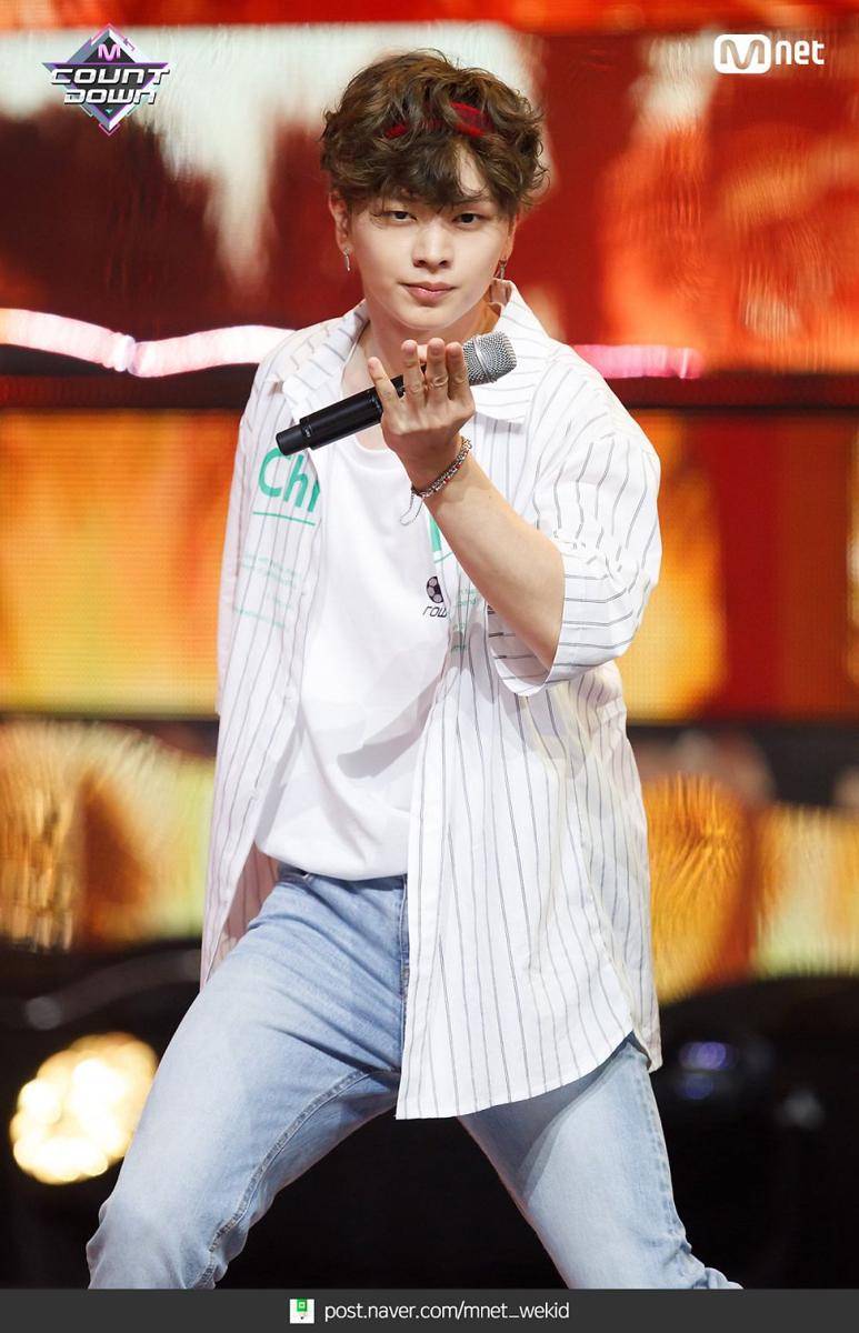 post.naver.com/mnet_wekid