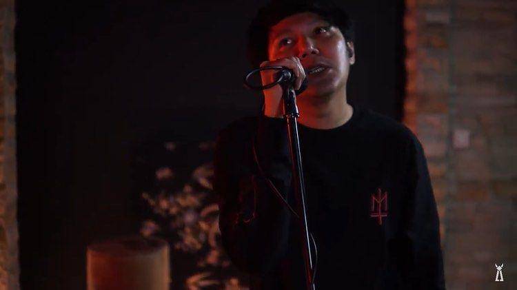 instagram.com/possessedtomerch