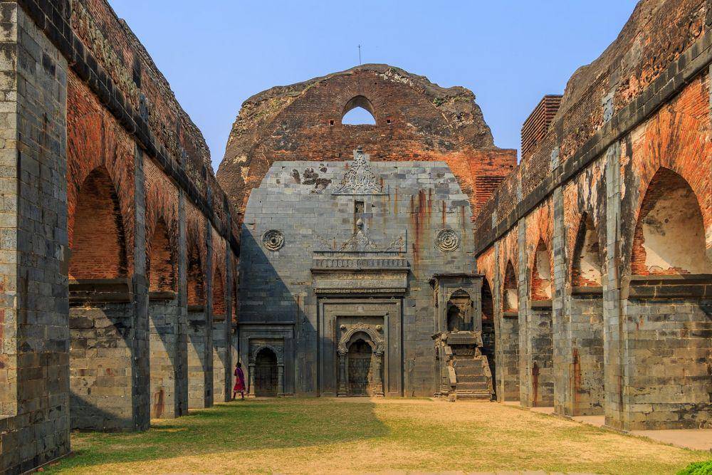 Pandua, Ibukota Bengal (livehistoryindia.com)