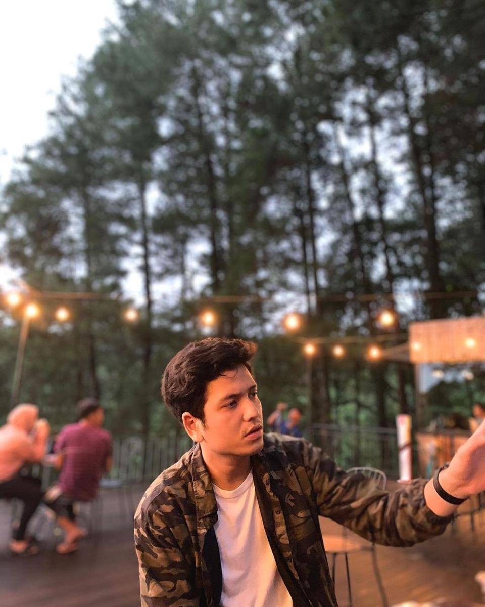 Profil Rendi Jhon pemeran Ricky Ikatan Cinta (Instagram.com/rendijhonpratama)