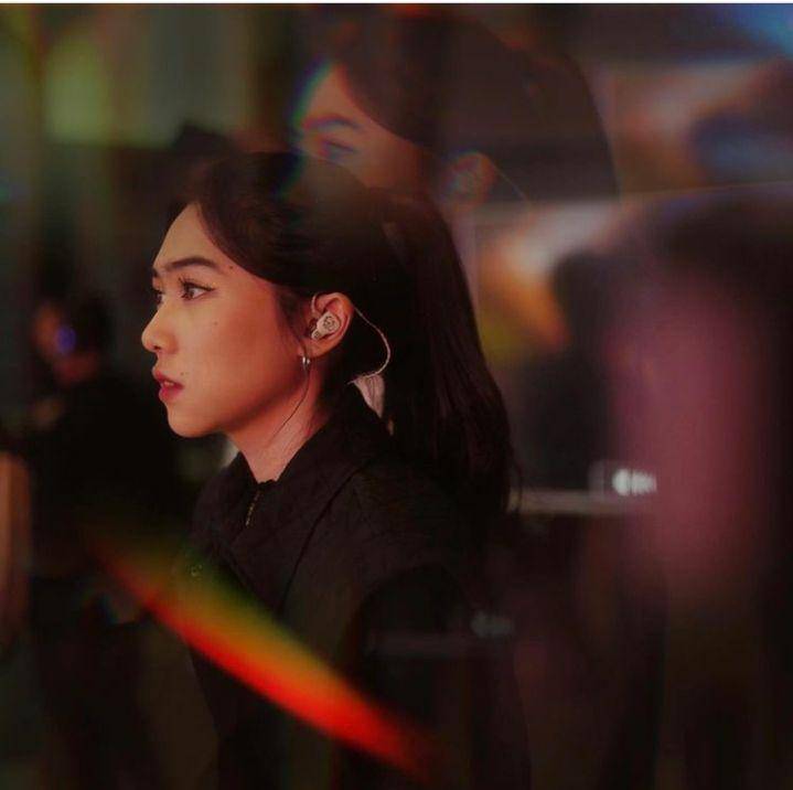 instagram.com/isyanasarasvati