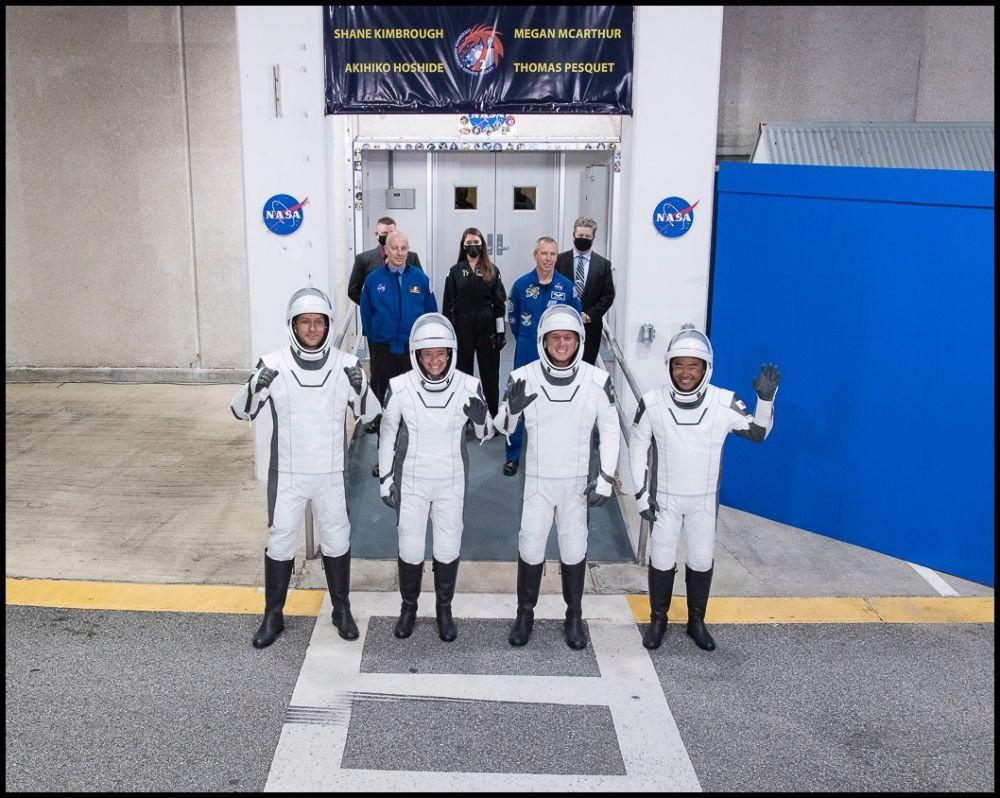 Keren Abis! 4 Astronaut SpaceX-NASA Ini Tiba di Stasiun Luar Angkasa