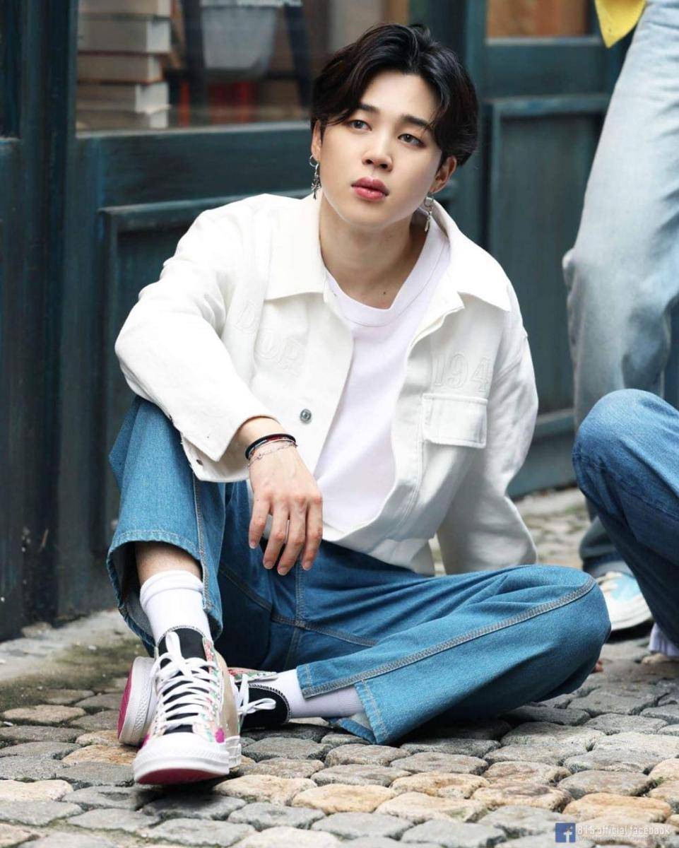 Jimin BTS (facebook.com/bangtan.official)
