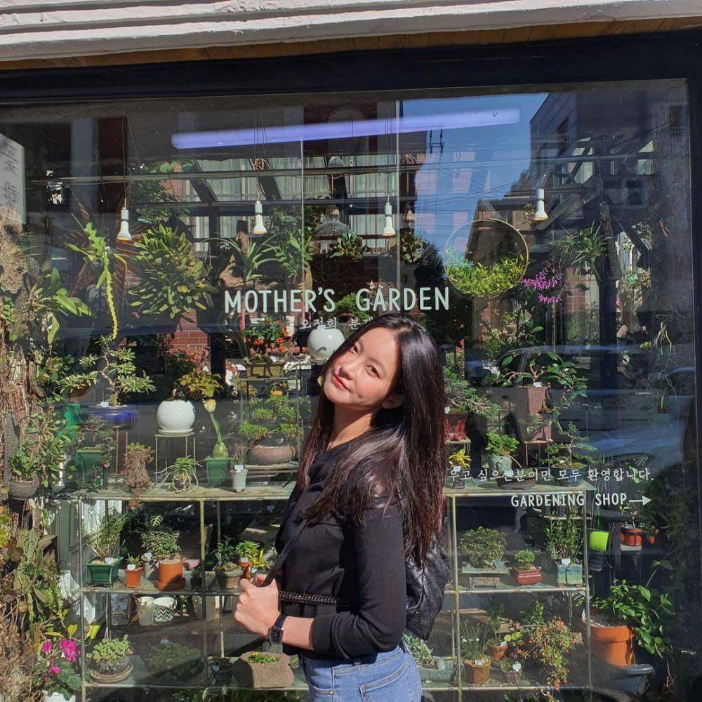 Oh Yeon Seo (instagram.com/ohvely22)