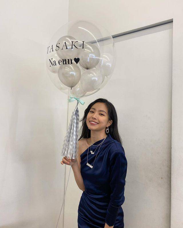 Naeun Apink (instagram.com/marcellasne_)