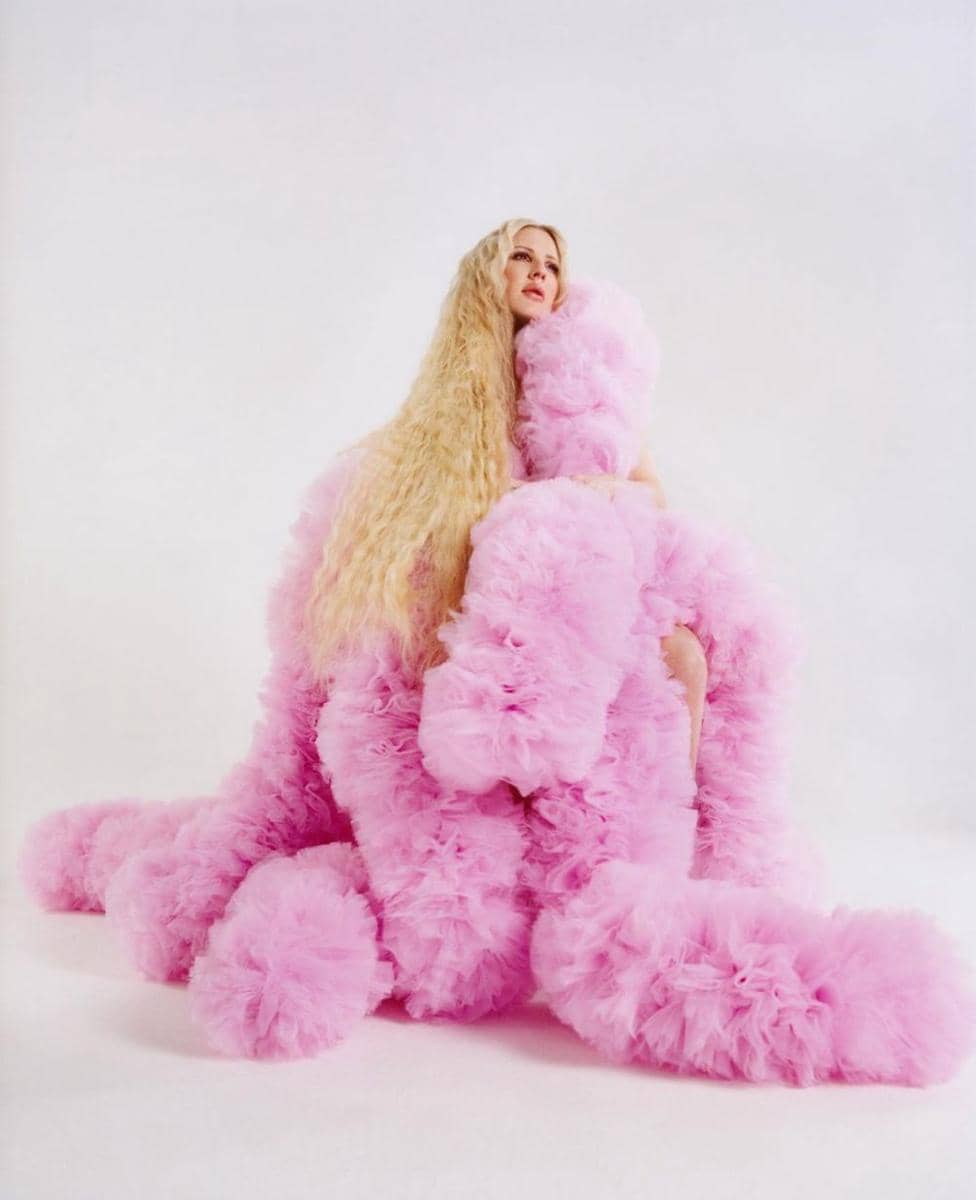 Ellie Goulding (instagram.com/elliegoulding)