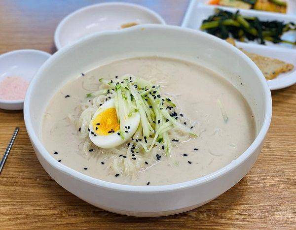 kongguksu (instagram.com/bob.grt)