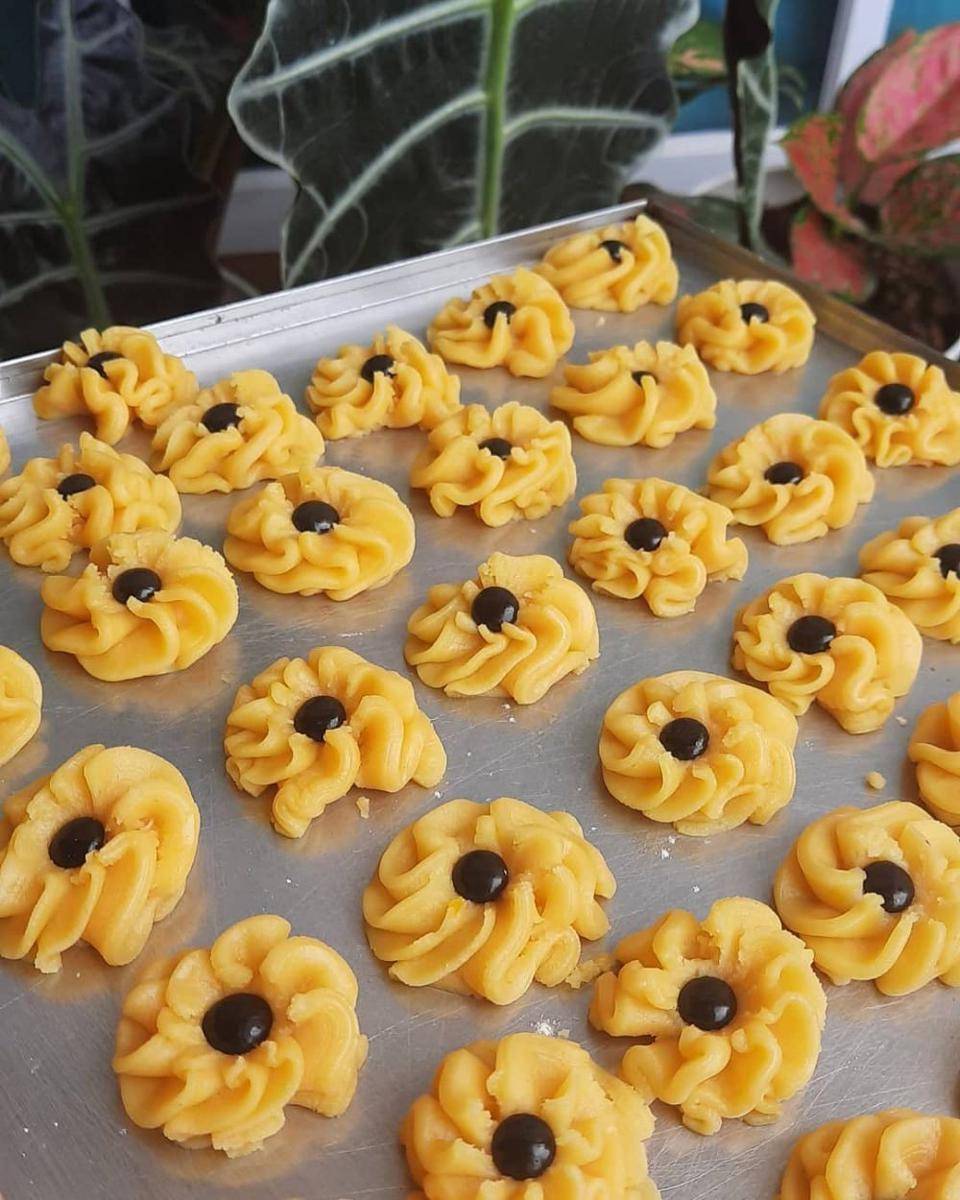 Kue semprit (instagram.com/caboea)