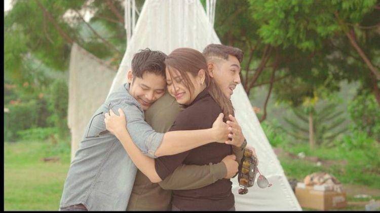 bromance Fiki Alman dan Arya Saloka (instagram.com/fikialman)