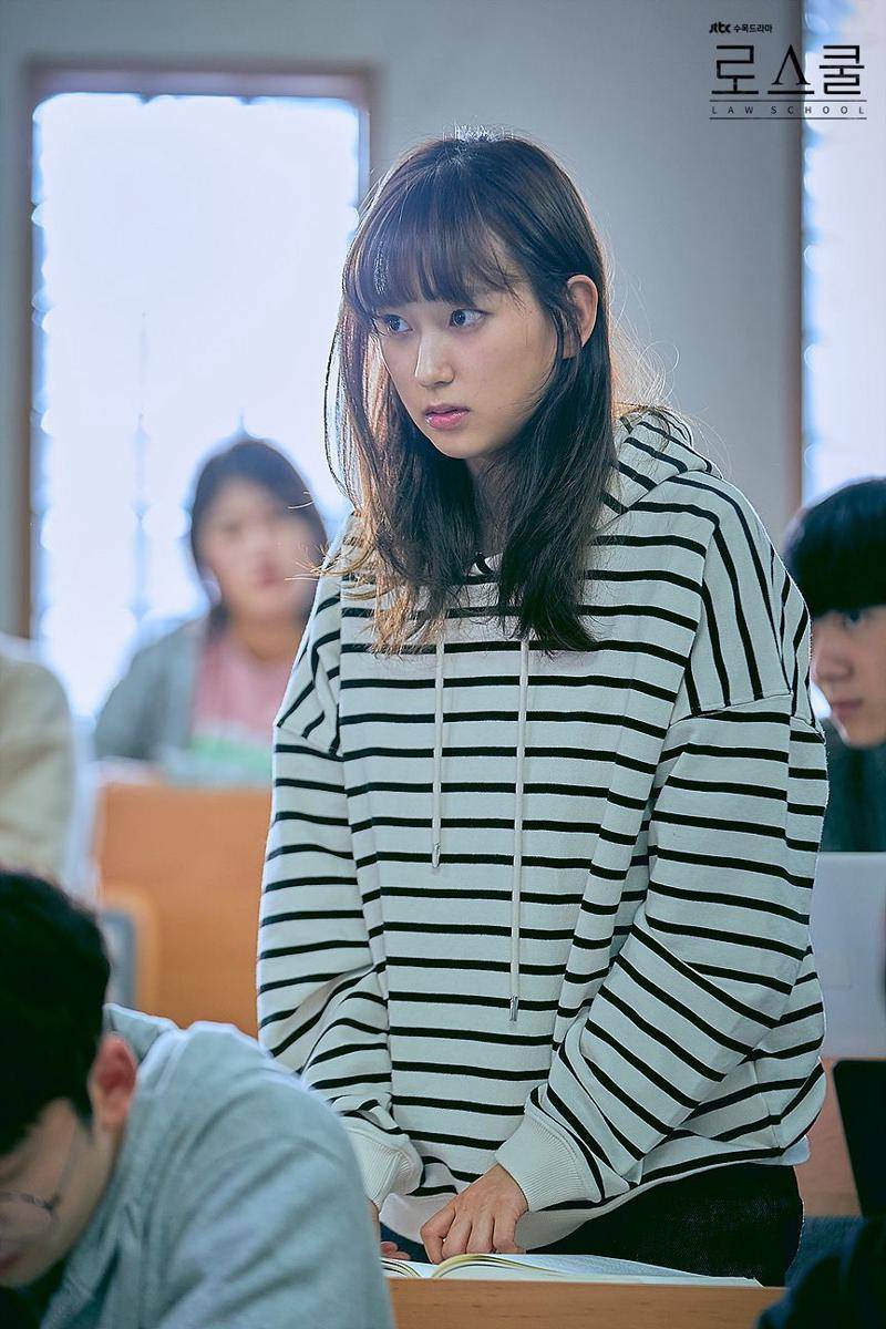 cuplikan drama Korea Law School (mtv.jtbc.joins.com)