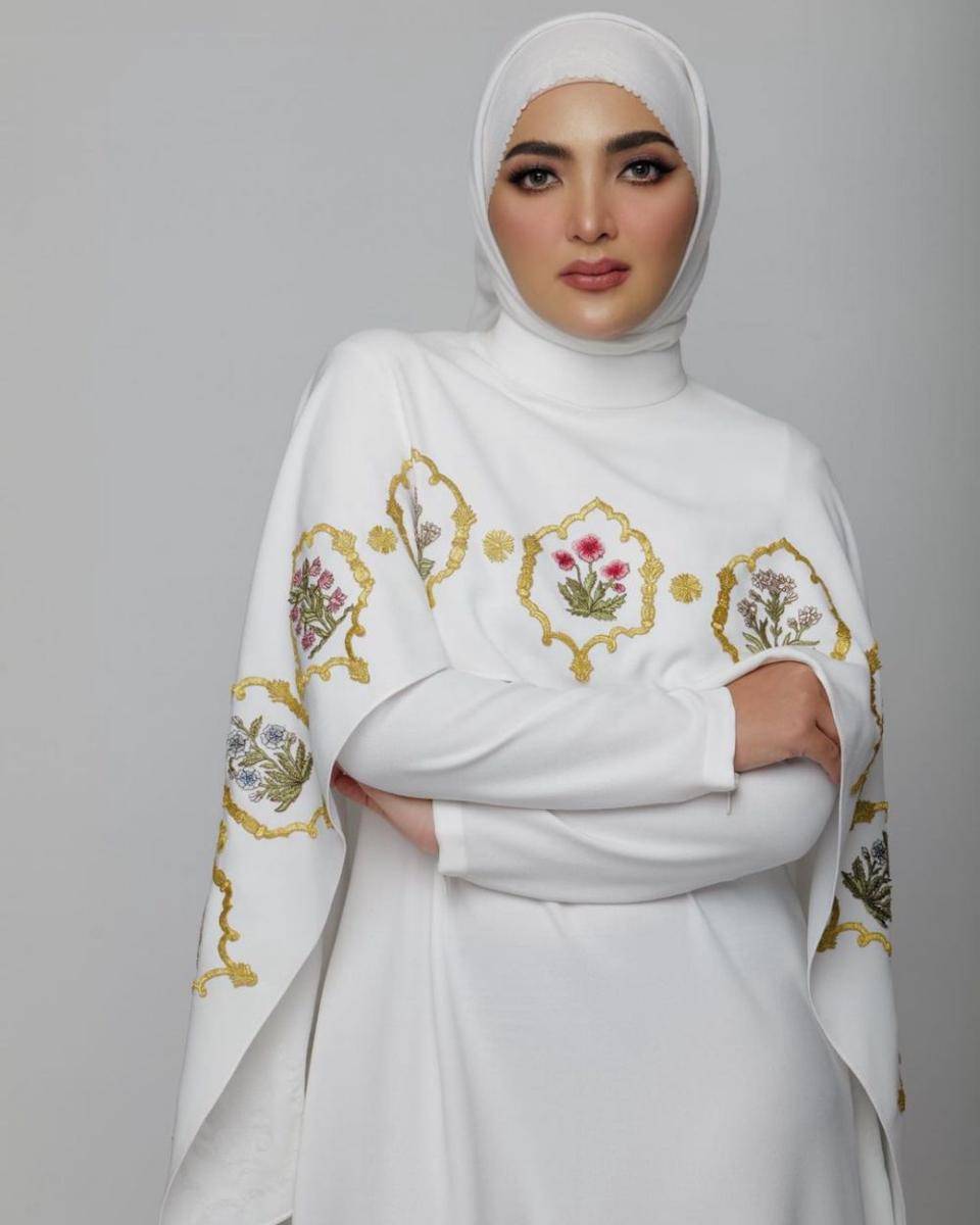 Potret Ashanty pakai hijab (ananghijau via instagram.com/ashanty_ash)
