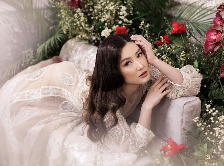 10 Pemotretan Karen Vendela, bak BLACKPINK hingga Putri Negeri Dongeng