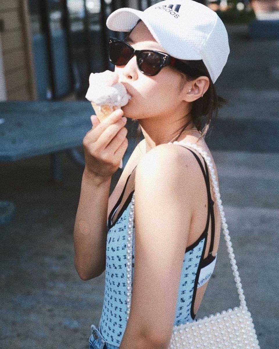 instagram.com/jennierubyjane