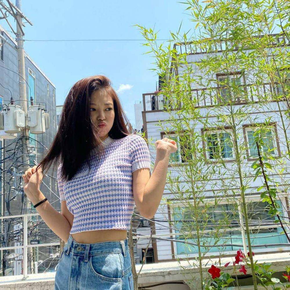instagram.com/jennierubyjane