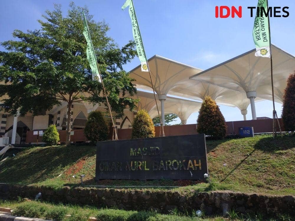 ilustrasi rest area Tol Cipali (IDN Times/Debbie Sutrisno)