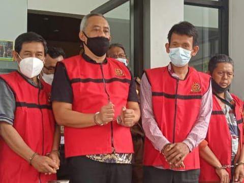 Dugaan Korupsi Pengelolaan Sampah, Eks Kadis DLH Kota Cirebon Ditahan
