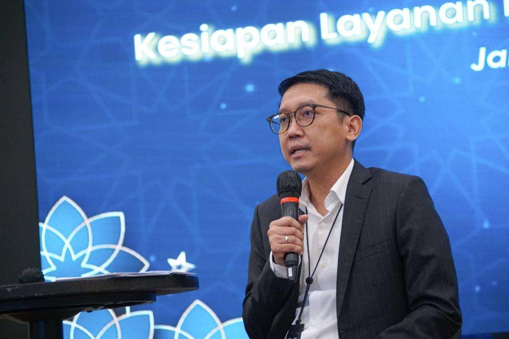Direktur Jaringan dan Layanan BRI Argo M Nugroho memberikan paparan pada konferensi pers Kesiapan Layanan BRI Selama Libur Lebaran 1442 H secara virtual, Senin (3/5/2021). (Dok. BRI)