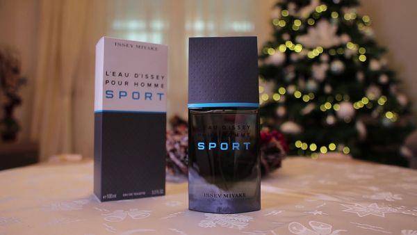 Issey Miyake Sport (youtube.com/GaVo*)
