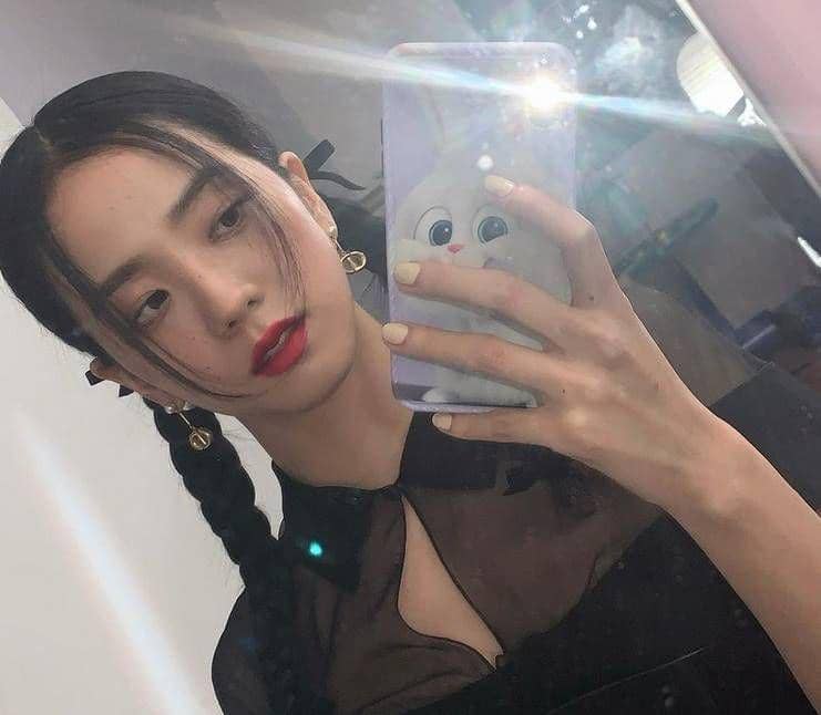 instagram.com/sooyaaa__/