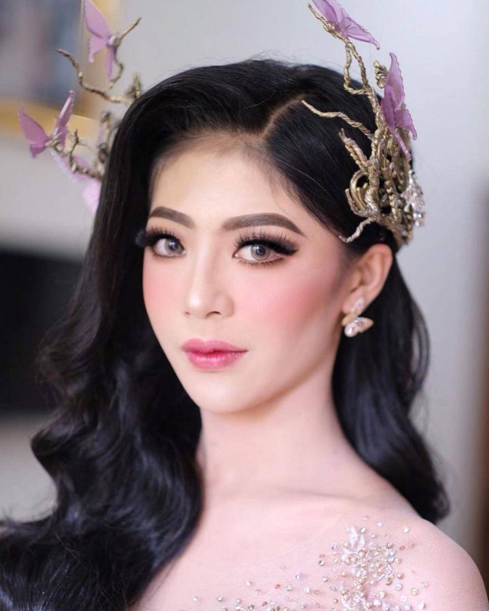 Wedding makeup bergaya korea (instagram.com/luckyhakim9)