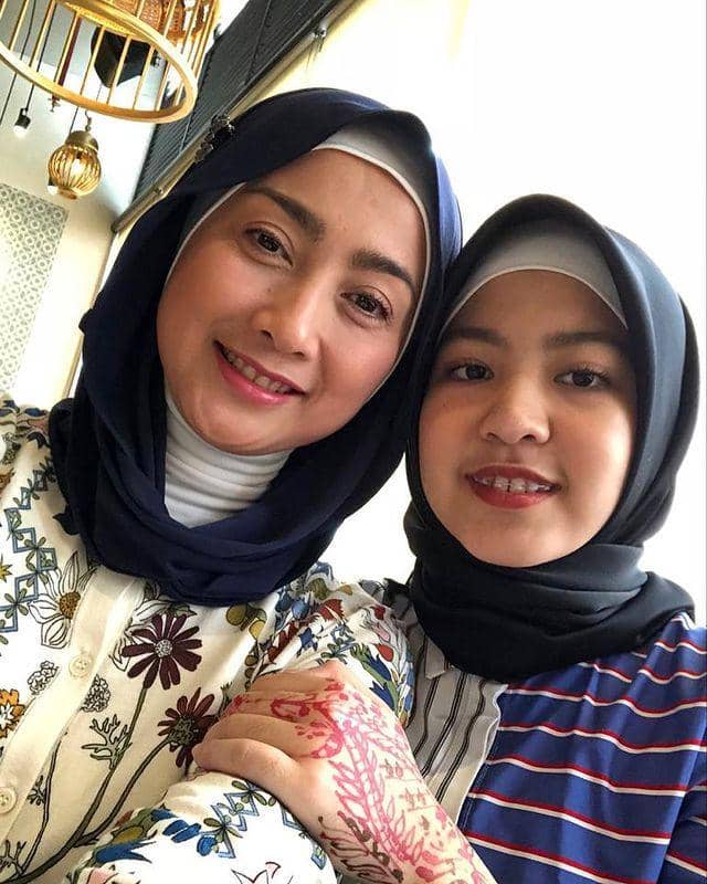 Desy Ratnasari dan Nasywa Nathania Hamzah (Instagram.com/desyratnasariterdepan)