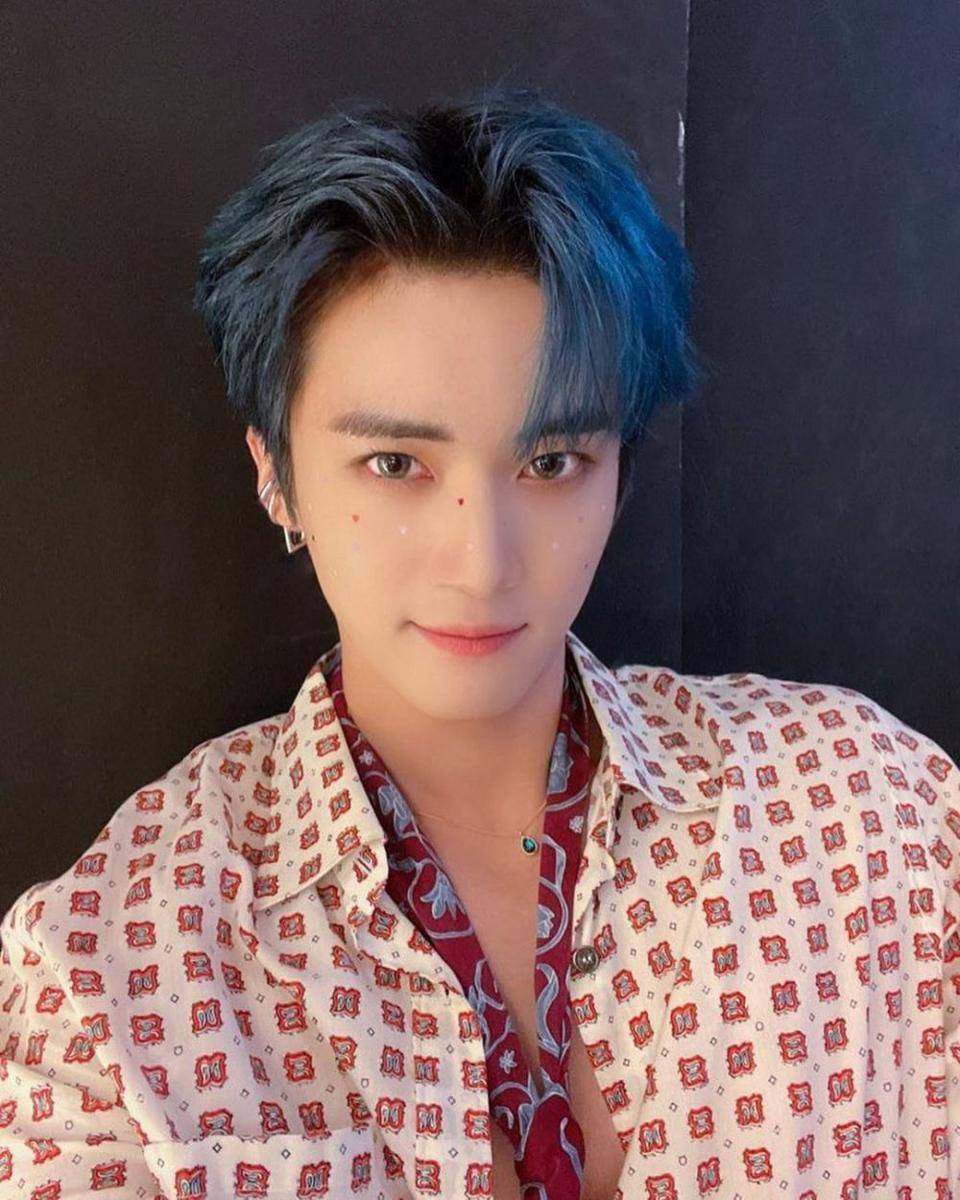 Yanan PENTAGON (instagram.com/cube_ptg)