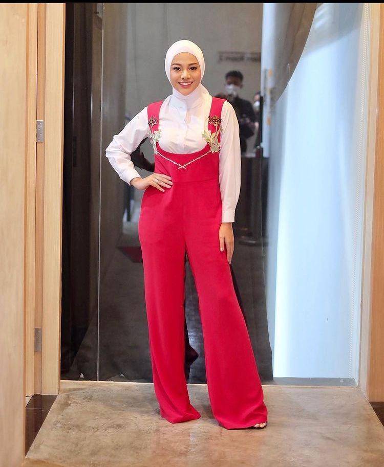Instagram.com/Aurelie.hermansyah/