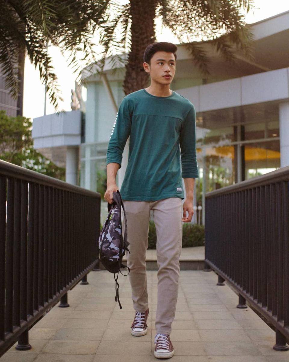 Gaya kasual ala Reynhard Ivan (instagram.com/reynhardivander)