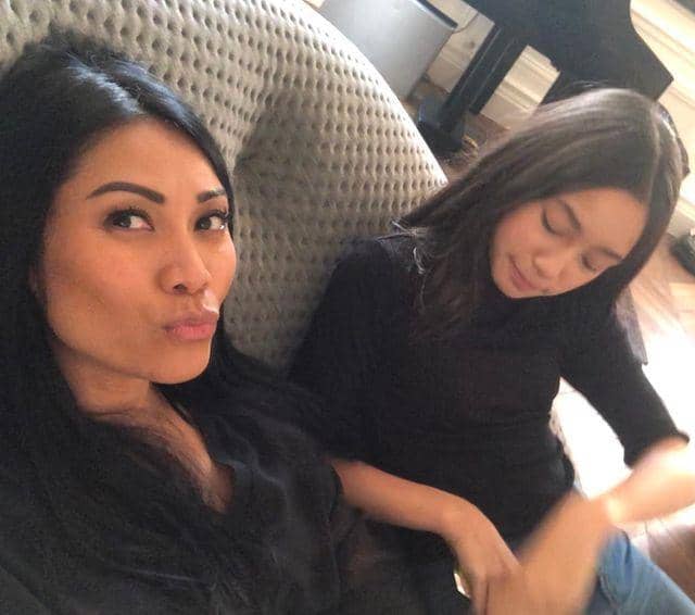 9 Selebritas Lawas yang Punya Anak Tunggal Perempuan Berusia Remaja