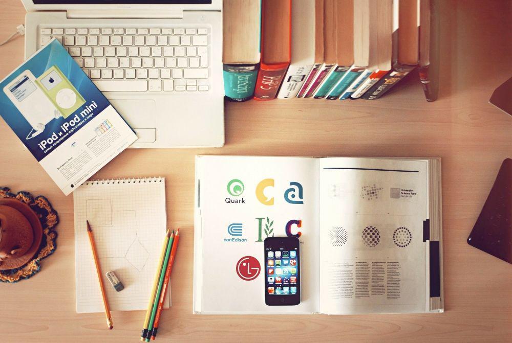 Alat Penulis Cek: Pengertian, Sejarah, Fitur dan Cara Menggunakannya