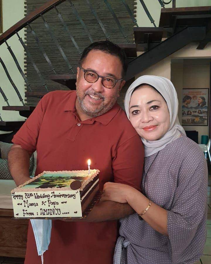 Rano Karno dan Dewi Indriati (instagram.com/dewiranokarno)