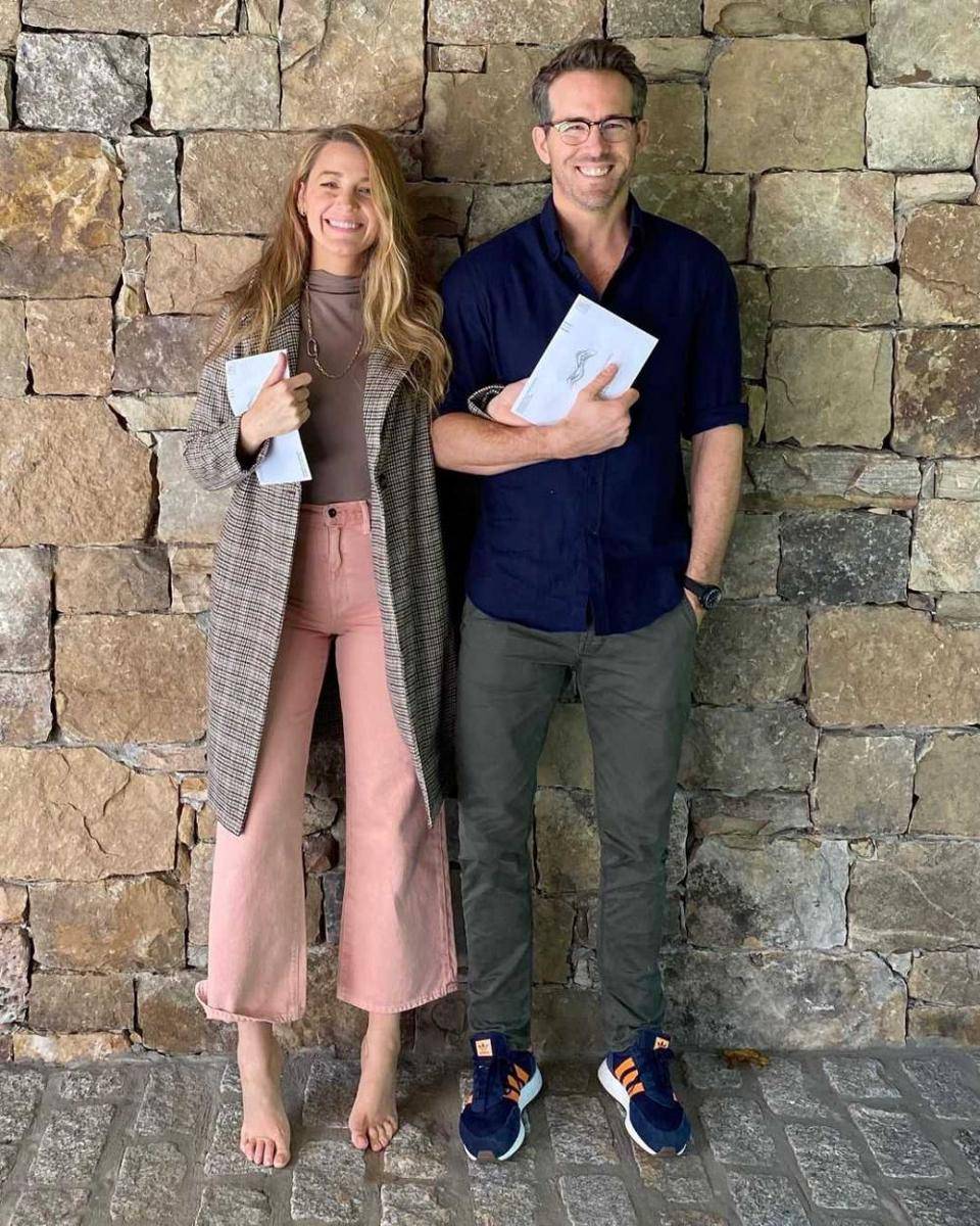 Blake Lively & Ryan Reynolds (instagram.com/vancityreynolds)